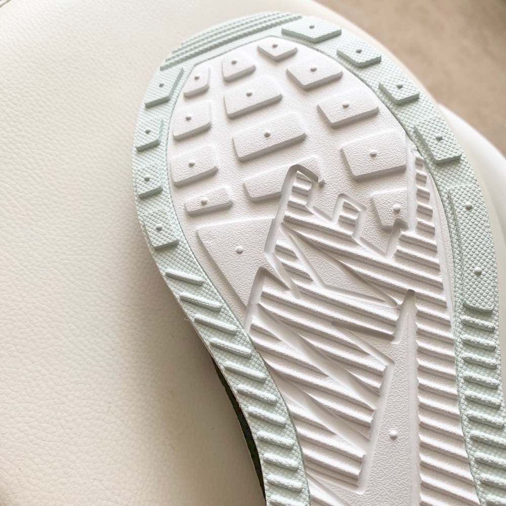 NEW NIKE Women’s Ashin Modern Running Shoes - Picture 6 of 6